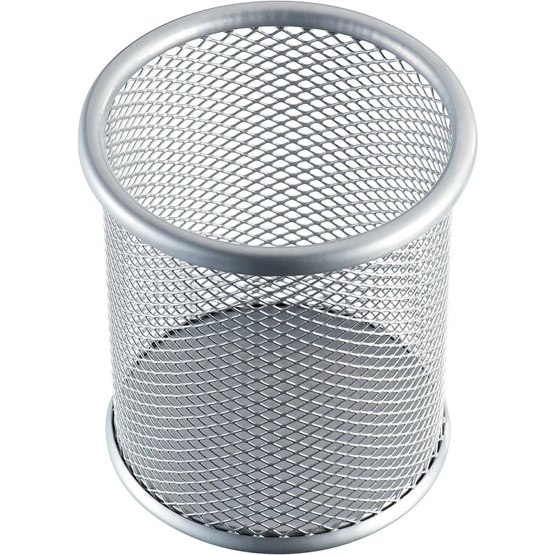 Stiftebecher aus Metall